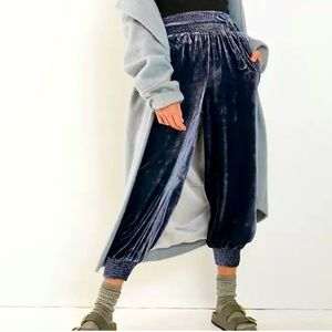 Anthropologie - Gloria Velvet Joggers - STEEL BLUE - SMALL